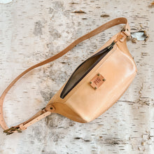 PEG CROSSBODY