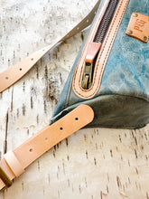 PEBBLE BEACH CROSSBODY